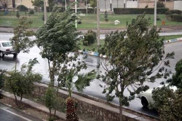 پیش بینی وزش باد و رگبار باران طی فردا در تهران