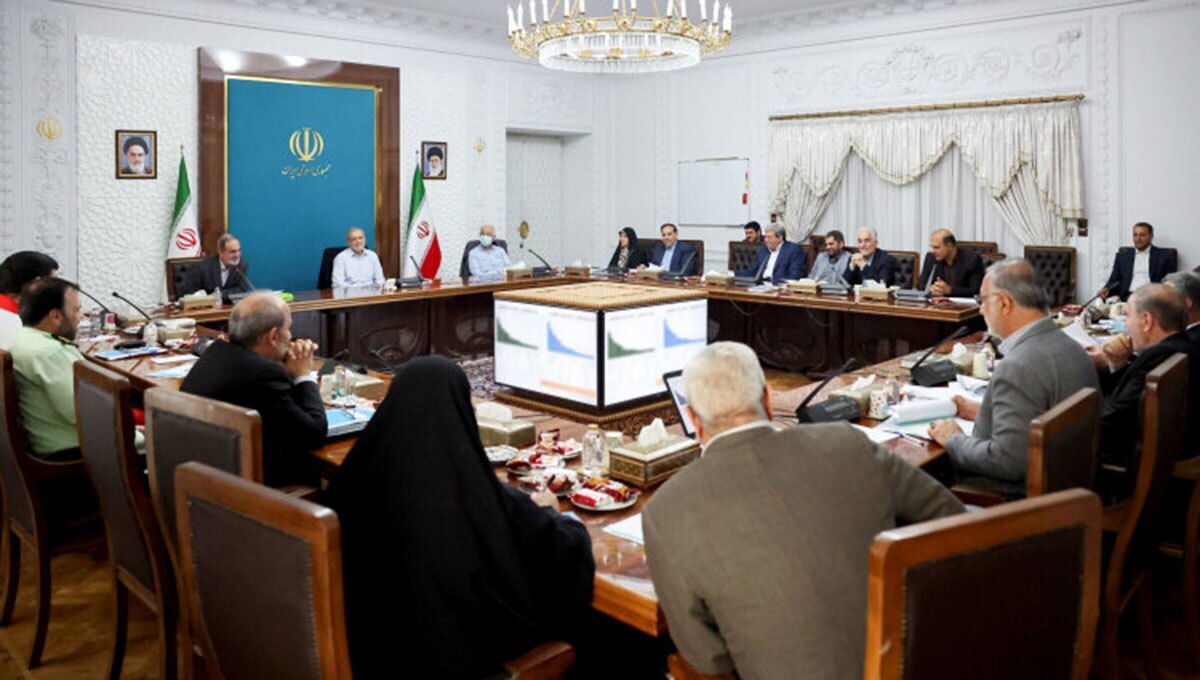 پزشکیان: حل مشکلات اجتماعی بدون مشارکت مردم ممکن نیست