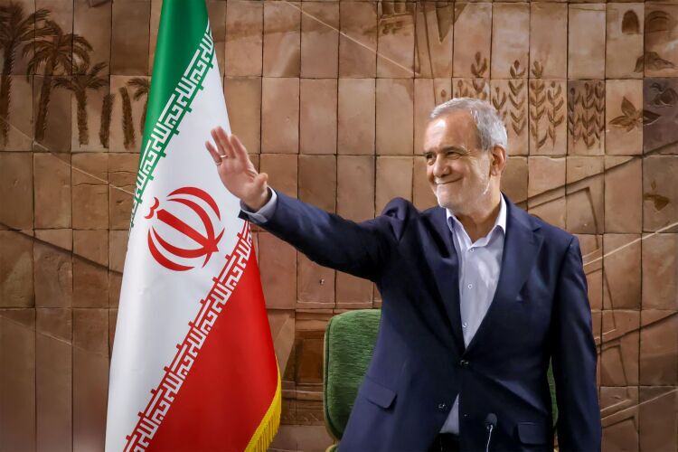 پزشکیان: ترامپ مردم ایران را عامل خطر و ناآرامی معرفی کرده؛ آیا ۶۰ هزار کودک بی گناه و بی پناه را ما در غزه کشتیم، آیا ما آب و نان و دارو را به روی مردم بیچاره بستیم؟