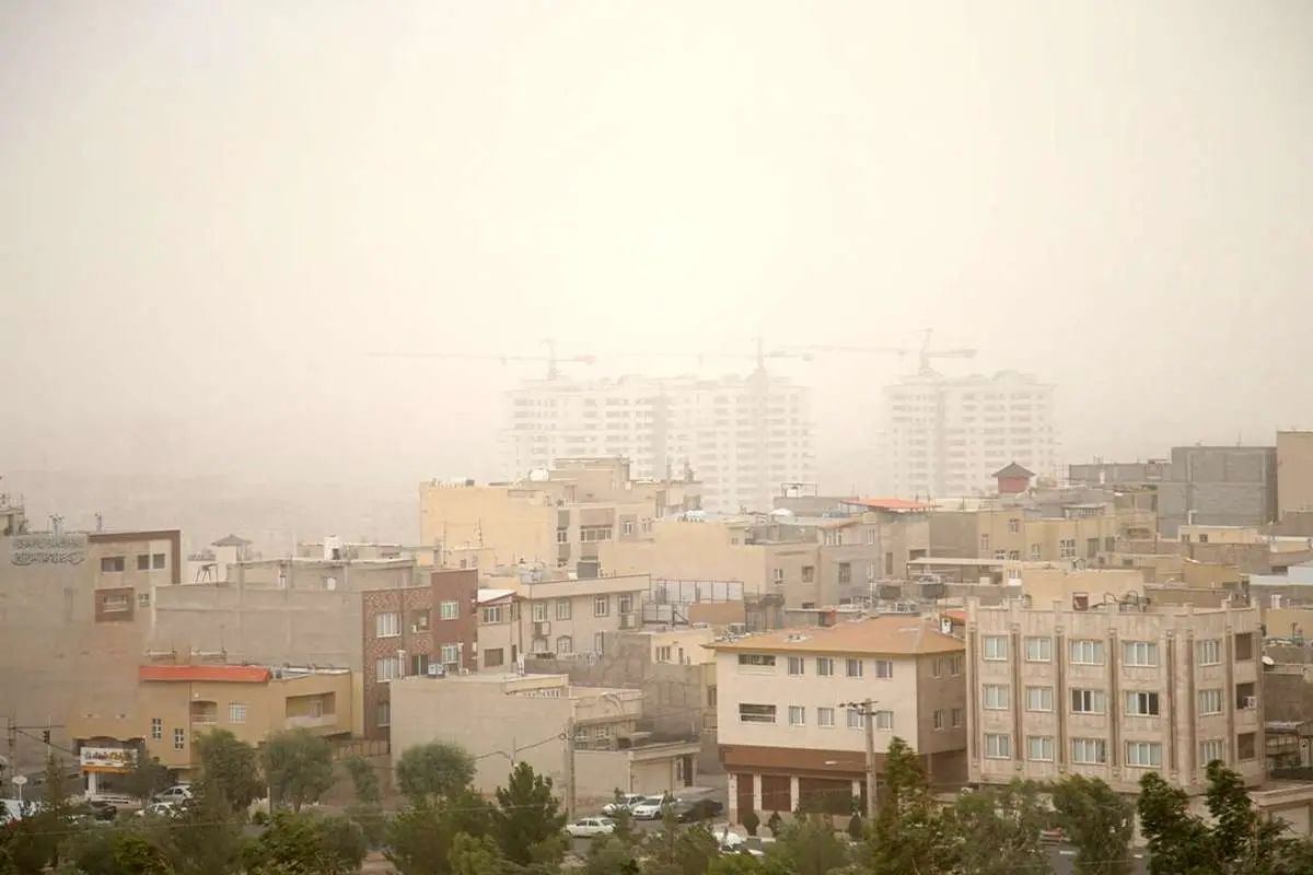 مدیریت بحران: وزش باد شدید و افزایش گرد و غبار در تهران