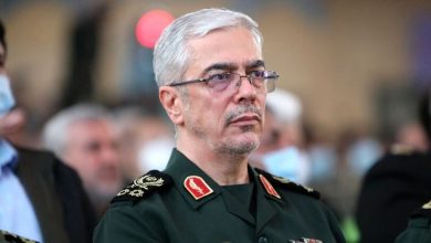 سرلشکر باقری، رئیس ستاد کل نیرو‌های مسلح: مسائل امنیتی سیستان را مورد ارزیابی قرار می‌دهیم/ انسداد مرزهای شرقی با جدیت در حال انجام است
