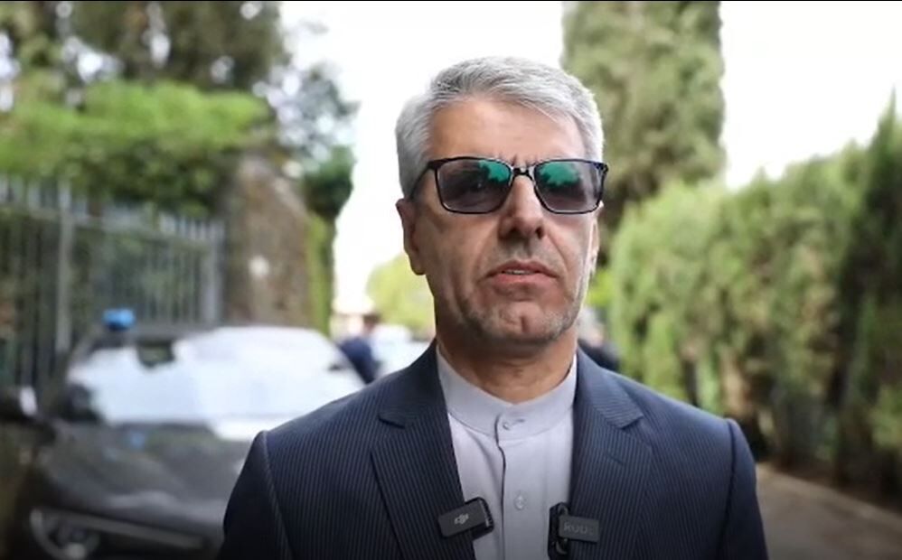 سخنگوی وزارت خارجه: وزیر خارجه عمان برای عبور از موانع، راهکارها و ایدههایی پیشنهاد کرده بود که رئوس و محورهای آنها در این دور مورد بررسی قرار گرفت