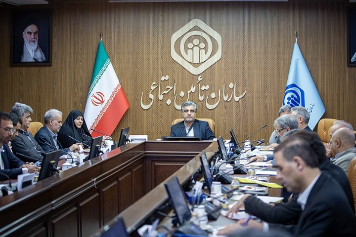 سالاري: کارگروه بيمه کارگران ساختمانی منابع و مصارف، نظارت و شناسایی افراد مشمول را عهدهدار باشد