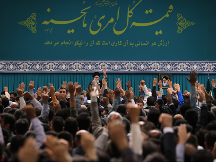 رهبر انقلاب: اولین موضوع کارگران، امنیت شغلی است