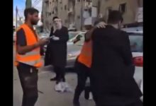 کتک خوردن شهردار بنی براک در ملاء عام/ دردسر موشک ایرانی برای مسئولین اسرائیلی (فیلم)