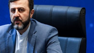 غریب‌آبادی: تمام گزینه‌ها روی میز است