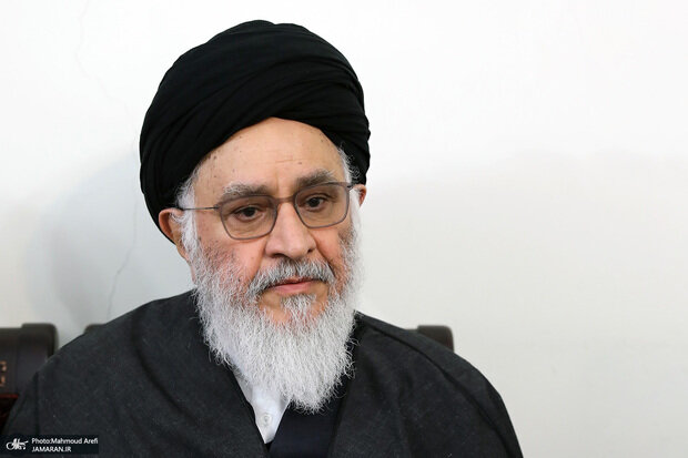 آیت الله محقق داماد: هیچ فرد ایرانی با هرگونه تفکر سیاسی هرگز اجازه نمیدهد که وطنش مورد تجاوز بیگانه قرار گیرد