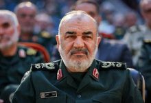 سردار سلامی: در تاریخ کشورهایی می‌بینیم که از صفحه روزگار محو شده‌اند/ آستانه تحمل ملت ما درباره تحریم‌ها بالاست/ ترس ملت ایران از جنگ ریخت