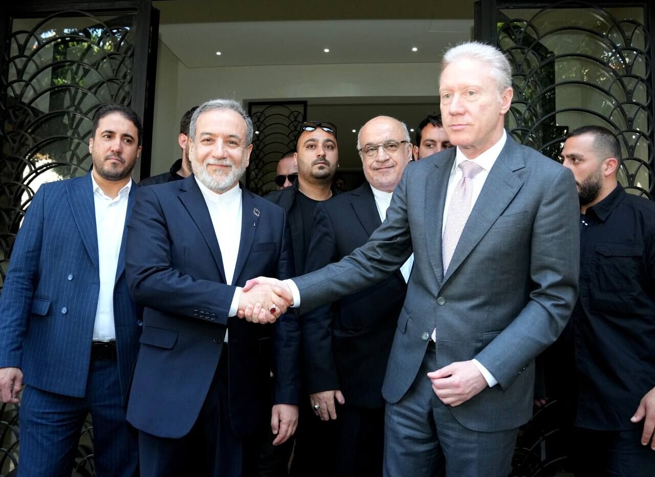 گزارش وزارت خارجه لبنان از گفت و گوهای سید عباس عراقچی و یوسف رجی تاکید وزیر خارجه لبنان بر انحصار سلاح در دست دولت / تاکید عراقچی بر گشودن صفحه نوین در روابط دو کشور