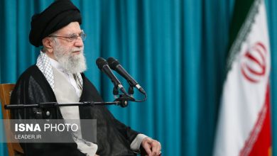 تصاویری از دیدار نمایندگان مجلس با رهبر انقلاب/ کدام نمایندگان در صف اول نشستند؟