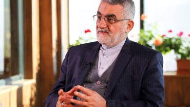 تدبیر ویژه رهبر انقلاب در انتخاب سریع فرماندهان نظامی به روایت علاءالدین بروجردی/ اسرائیل تصور می کرد همه موشک ها را رهگیری می کند اما...