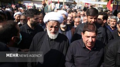 تصاویری از حضور علی لاریجانی و مخبر در مراسم تشییع سردار غلامعلی رشید