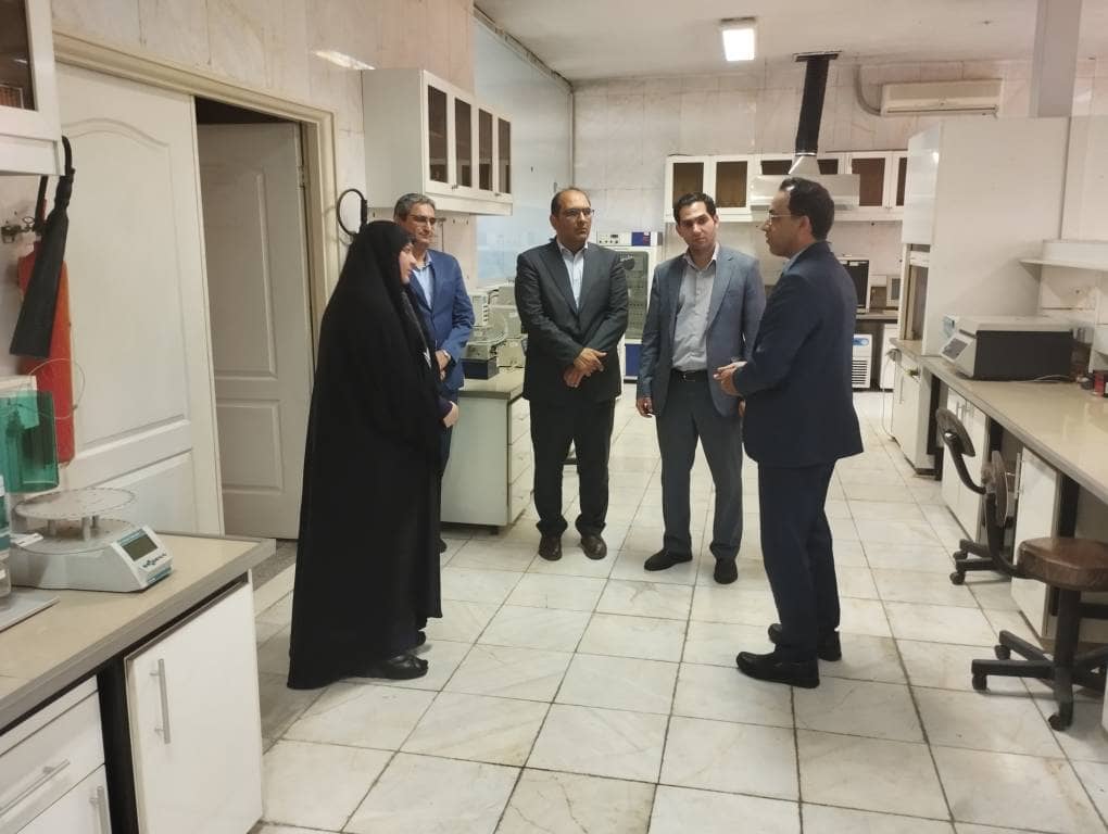 بازدید رئیس کانون عالی انجمن های صنفی کارگران ایران از نمایشگاه دایمی ایمنی مرکز تحقیقات و تعلیمات حفاظت و بهداشت کار کشور