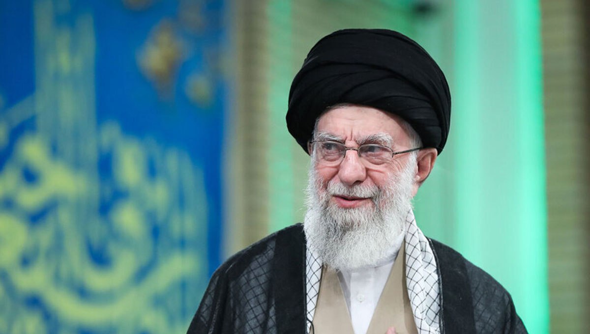رهبر انقلاب به آمریکایی ها: شما چه کاره هستید که ایران غنی سازی داشته باشد یا خیر؟ به شما چه/ هیچ غلطی نمی توانید بکنید