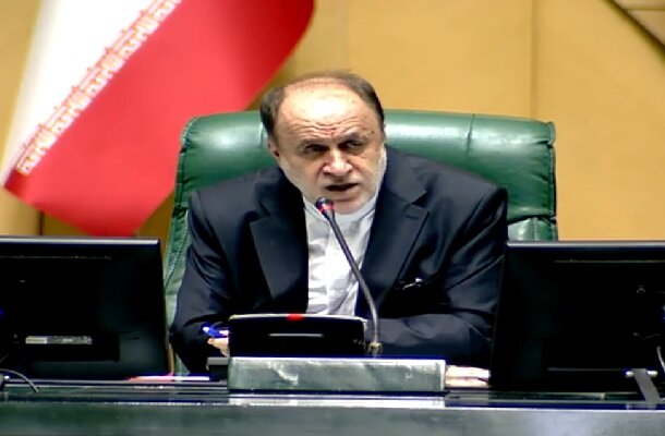 مقاومت با تغییرات جغرافیایی از بین نمیرود/آمریکا میداند که تعرض به ایران چه تبعاتی دارد