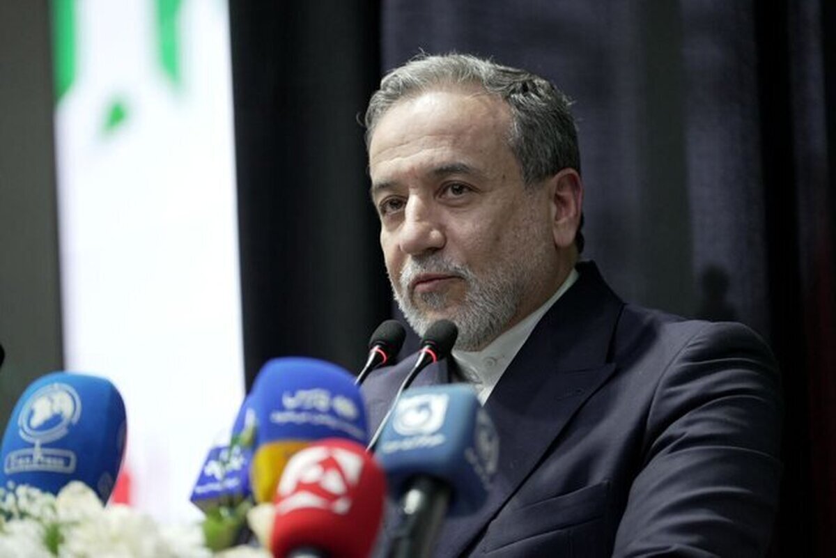 عراقچی: سرپیچی از فتوای رهبری درباره حرام بودن سلاح هستهای، غیرممکن است / برنامه هستهای ما هیچ تهدیدی علیه هیچ طرف یا کشوری به شمار نمیآید