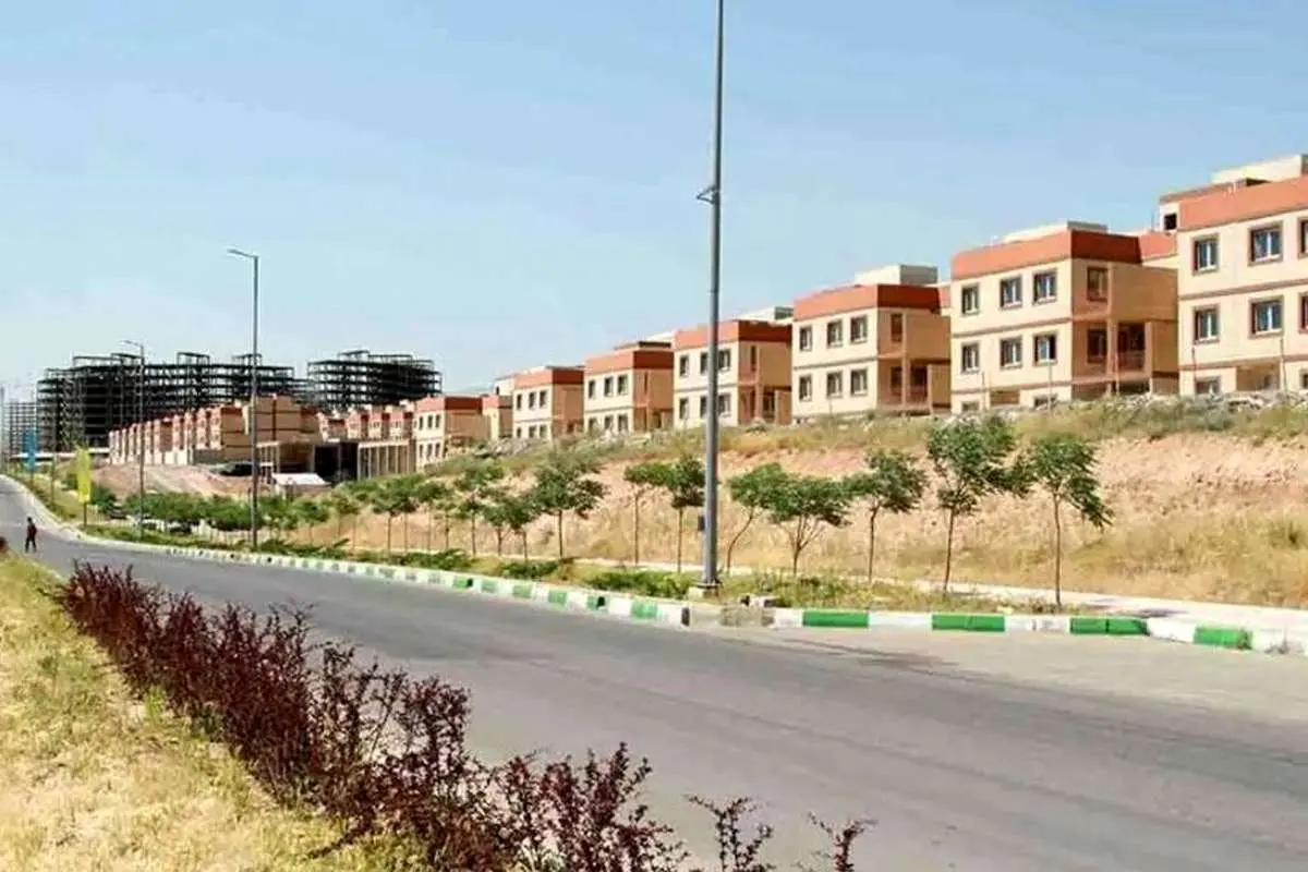 شرط عجیب سازندگان مسکن مهرِ هشتگرد برای تحویل کلید به خریدارن!