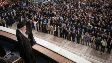 رهبر انقلاب: چرا دخالت میکنید ایران غنی‌سازی داشته باشد یا نداشته باشد، به شما چه! شما چه‌کاره‌اید؟