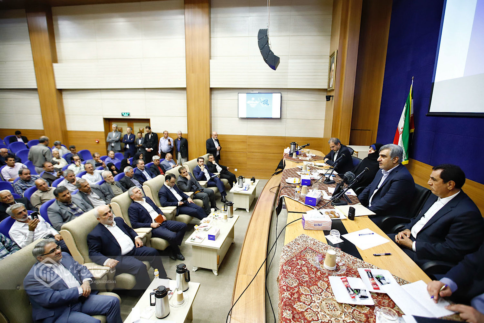 سالاری: برای بازگرداندن بانک رفاه باید یا قانون اصلاح شود یا سهام تهاتر شود تا بانک به سازمان بازگردد