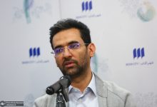 آذری جهرمی: همین الان توییتر را آزاد کنید
