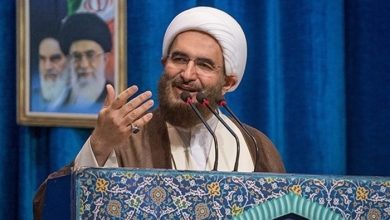 حاج علی‌اکبری: مبادا با دوقطبی‌هایِ مقاومت-مذاکره و غیره، وحدت بزرگ فعلی از دست برود