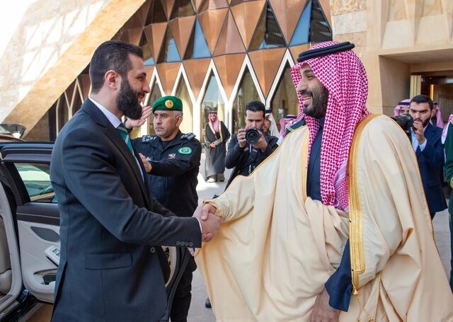 میدلایست آی:بن سلمان از دیکته کردن نظامی نتانیاهو خشمگین است/ریاض میخواهد نیروهای سوری در سویدا مستقر شوند/سعودی به دمشق متعهد است