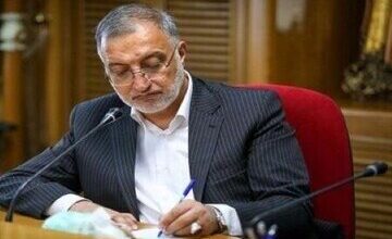 توئیت زاکانی: حسینیه امام خمینی ساعات تاریخی را تجربه کرد/ عکس