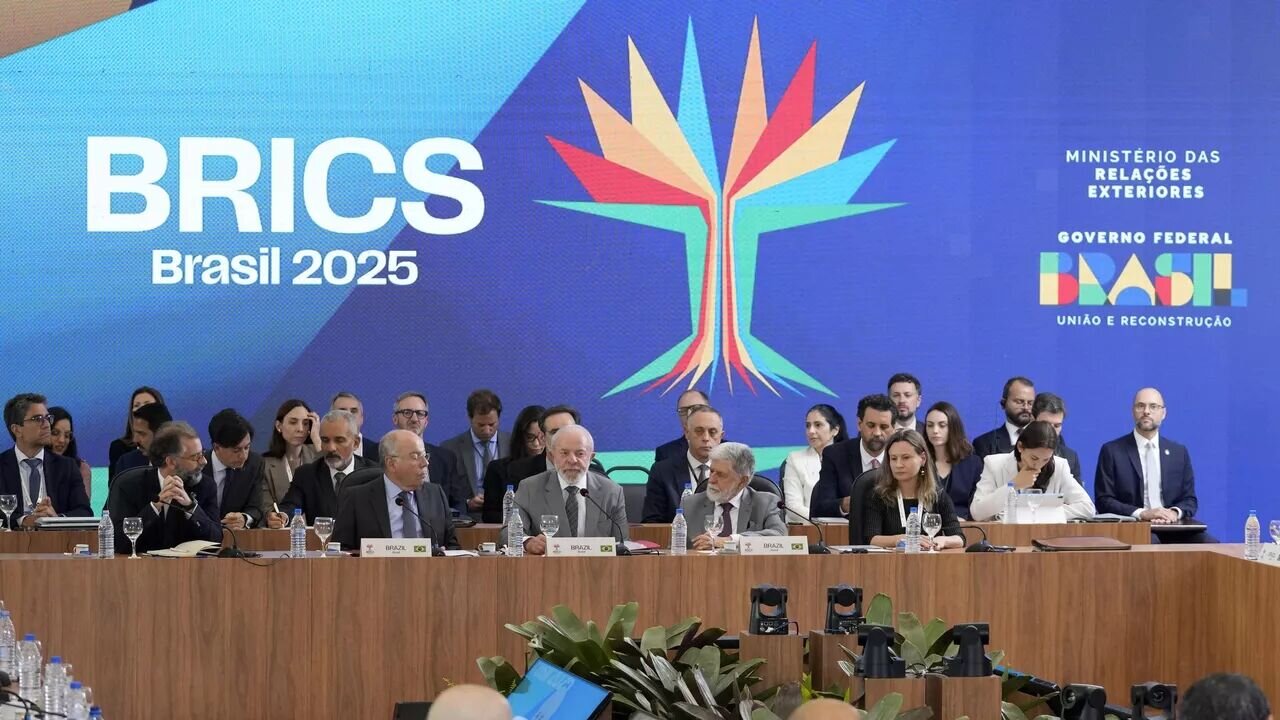 آغاز نشست سران بریکس در برزیل