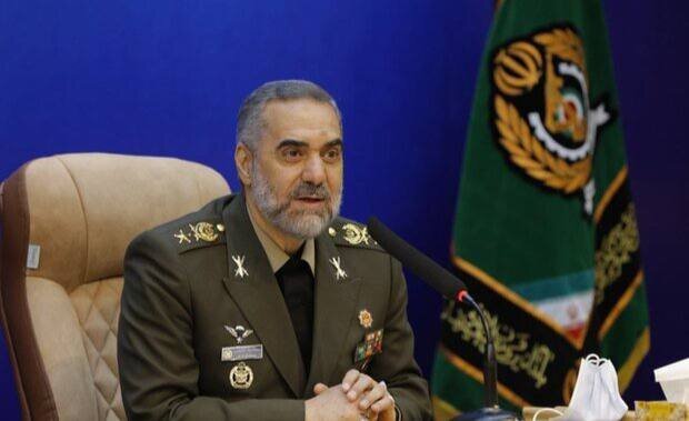 جانشین رییس ستاد کل نیروهای مسلح: نظامی ما آسیب چندانی ندیده است/ آنقدر تجهیزات داریم که میتوانیم برای ۱۰ سال بجنگیم