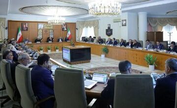 گزارشی جامع از عملکرد دستگاه‌های دولتی در جلسه هیئت دولت/ پزشکیان: برای حفظ وفاق باید در رفتارهایمان تغییر ایجاد کنیم