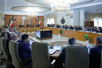 گزارشی جامع از عملکرد دستگاههای دولتی در جلسه هیئت دولت/ پزشکیان: برای حفظ وفاق باید در رفتارهایمان تغییر ایجاد کنیم