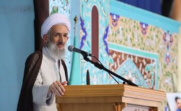 نماینده ولی‌فقیه در مازندارن: شخص ترامپ عامل اصلی فساد است/ امام جمعه سنندج: دولت برای رفع گرفتاری‌های مردم گام‌های اساسی بردارد