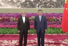رحمانی فضلی استوارنامه‌اش را با بالاترین سطح اختیارات دیپلماتیک به شی‌جین‌پینگ تقدیم کرد/عکس