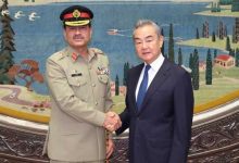 دیدار مهم فرمانده ارتش پاکستان با وزیرخارجه چین