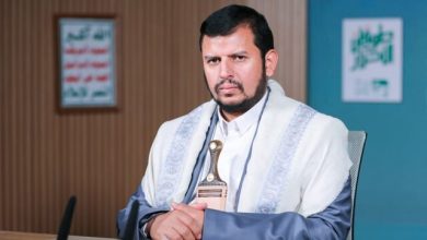 الحوثی: انتقال هوایی کمک‌ها یک نمایش فریبنده، تحقیر مردم و بازی با جان مردم غزه است
