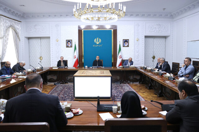 پزشکیان: گام اساسی در مبارزه با مواد مخدر، برخورد شدید با عرضه و آگاهیسازی است