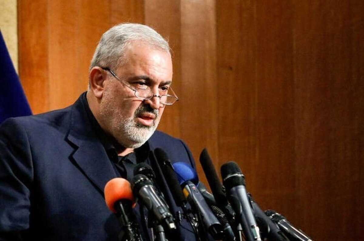 وزیر نیرو: آغاز توسعه سامانههای خورشیدی پشتبامی ۵ کیلو واتی در هفته آینده/ مردم میتوانند با نصب این سامانهها، برق مصرفی خود را به صورت مستقل تأمین کنند