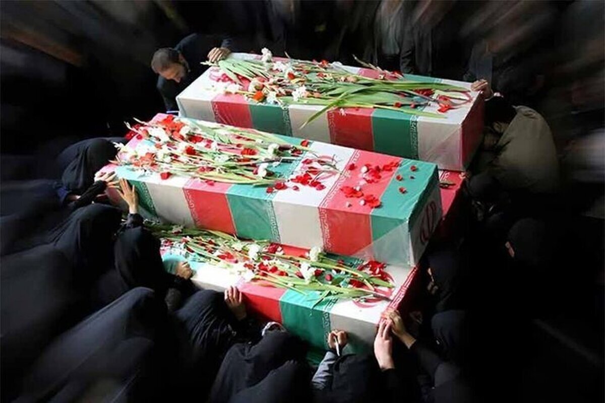 رئیس بنیاد شهید: تا امشب ۱۰۶۰ نفر شهید را دفن کردیم؛ احتمالا شمار شهدای حملات رژیم صهیونیستی به ایران به ۱۱۰۰ نفر میرسد