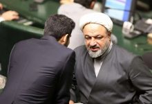 انتقاد شدید روزنامه جوان از رسایی: چه کسانی به این بی‌هویت‌ها اجازه داده تا رئیس‌جمهور را در حساس‌ترین برهه، به باد توهین بگیرند؟ / عقده‌های سیاسی خود را بر سر و روی مردم نکوبید/ تو نماینده کدام مردمی که همچنان ساز ناکوک می‌زنی؟