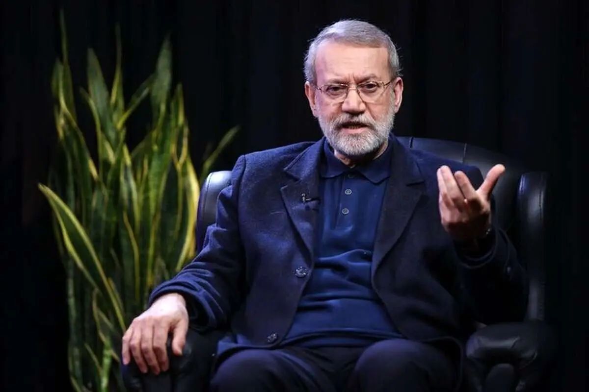 علی لاریجانی: «نتانیاهو» گفته کوروش یهودیان را آزاد و راه را برای بازگشت به صهیون هموار کرد؛ این مزخرف است؛ کوروش پیامبر دست اینها را گرفت که لِه نشوند، چه ارتباطی با صهیونیسم دارد که یک حزب سیاسی است