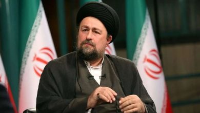 سید حسن خمینی: رهبر انقلاب تعبیری داشتند که حتی کسانی که ممکن است از نظر دینی تقیدات کمتری داشته باشند، [در جنگ اخیر] آمدند، آن‌ها هم باید در این ساختار صاحب حق شوند/ گزینش‌ها درست [نیست] و باید رعایت شود/ محدودیت افراد در بالا آمدن در سطح منزلت سیاسی و اجتماعی، باید برداشته شود