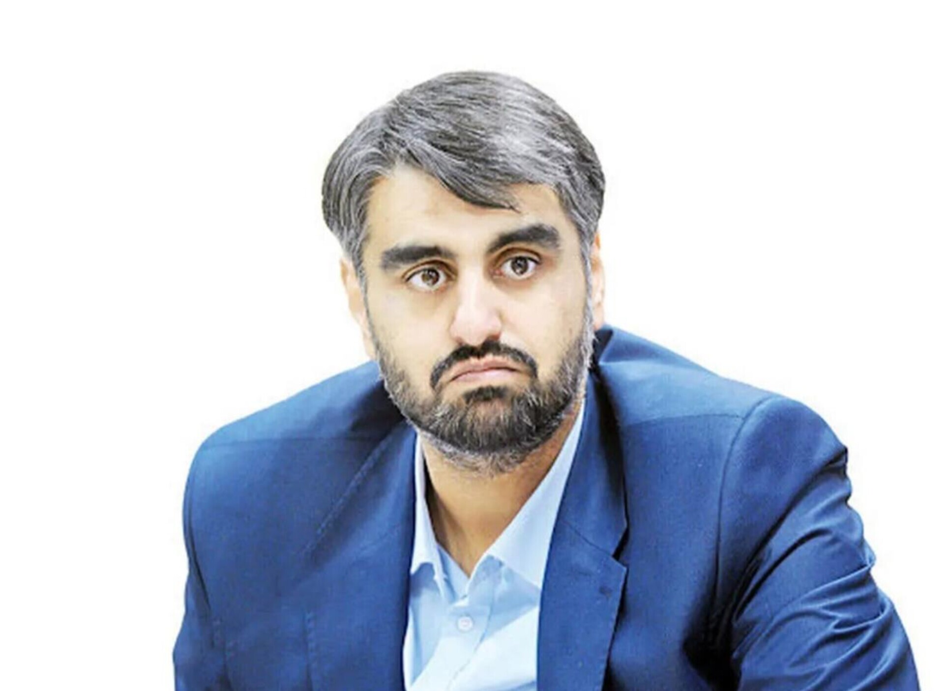 توضیحات شمسایی، رئیس مرکز رسانه مجلس، درباره تعداد همراهان قالیباف در سفر به ژنو: ۴ نماینده، ۳ نفر از وزارت خارجه، ۸ خبرنگار و مستند ساز، ۴ مترجم و ۱۵ مسئول و کارشناس حضور دارند/ رئیس مجلس برای حضور در اجلاس روسای مجالس جهان که ۵ سال یک بار برگزار میشود، به ژنو رفت