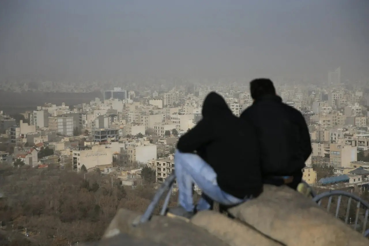 سال گذشته ۶۰۰۰ نفر در تهران بر اثر آلودگی هوا جان باختند / امسال پایتخت تنها ۶ روز هوای پاک داشته