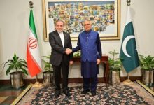 رایزنی وزرای خارجه ایران و پاکستان/ گفت‌و‌گو درباره افزایش تعاملات دو جانبه در زمینه‌های مهم