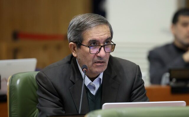 عضو شورای شهر تهران: شعله‌ور شدن تأسیسات نفتی شهران در جریان جنگ اخیر، باعث انتشار آلاینده در هوای تهران شده؛ این تنها یکی از ابعاد بحران است، خطرات دیگر آن همچنان باقی است / حتی در وضعیت عادی هم این تأسیسات، برای ساکنان اطراف تهدیدآمیز هستند