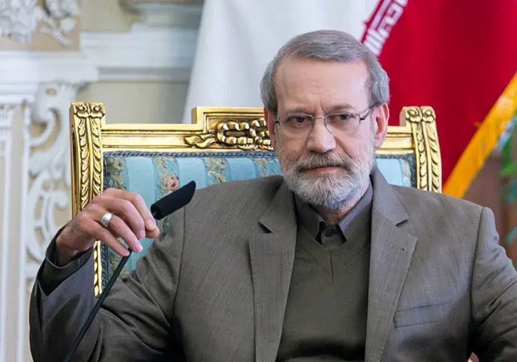 علی لاریجانی: برخی فکر میکنند جنگ خاتمه یافته و اقداماتی برای به هم زدن یکدستگی میان مردم انجام میدهند، علت این موضوع خطای محاسباتی است/ مردمداری و حفظ انسجام ملی، مهمترین عامل بازدارندگی کشور است/ مسئله همبستگی ملی به هیچ عنوان حاشیهای نیست