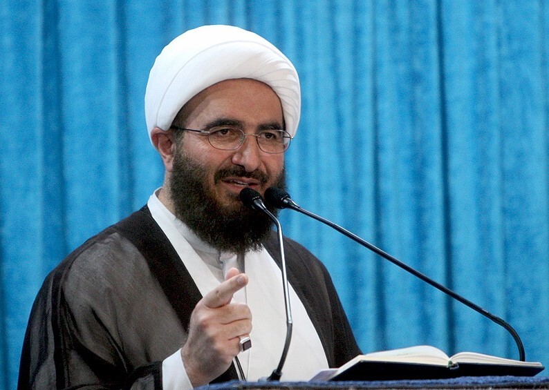 حاج علی اکبری، امام جمعه موقت تهران: جوانان سوریه آمادهاند تا در آینده نزدیک میداندار آزادی سرزمینشان باشند