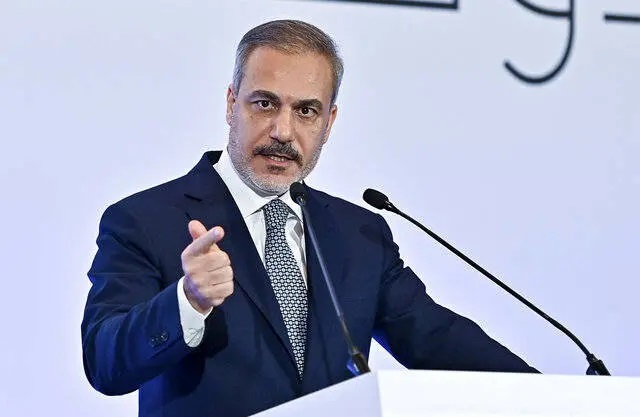 وزیر خارجه ترکیه: تصمیم گرفته ایم تمام روابط اقتصادی و تجاری خود با اسرائیل را قطع کنیم / همچنین حریم هوایی خود را به روی هواپیما‌های اسرائیلی خواهیم بست