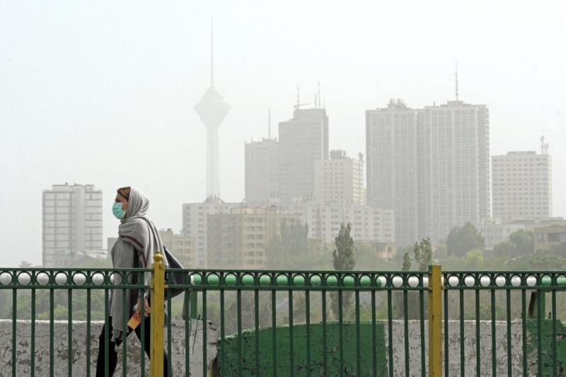 هوای تهران در شرایط قرمز است؛ سه ایستگاه در وضعیت بنفش