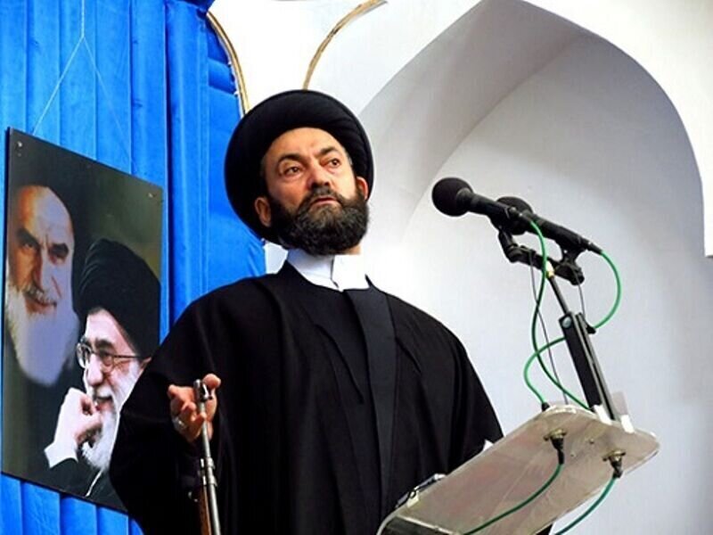 امام جمعه اردبیل:طرف در خارج با آرزوی حاکمیت بر ایران نشسته و برای ایراد به جمهوری اسلامی می‌گوید چرا رودخانه‌ها خشک شده؟/ حماقت از این بالاتر نمی شود